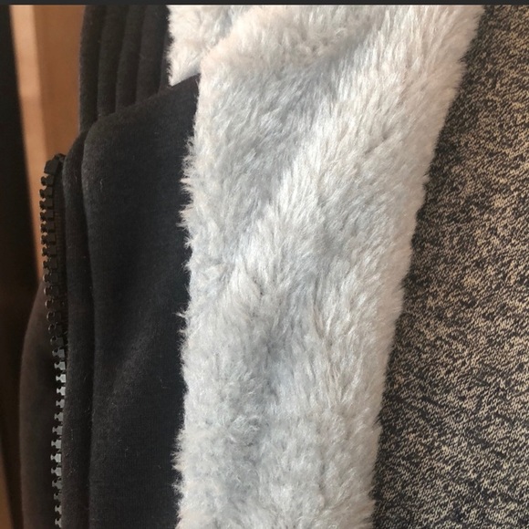 Walking Dead zipper hoodie UNISEX size XL NWOT - Picture 8 of 10